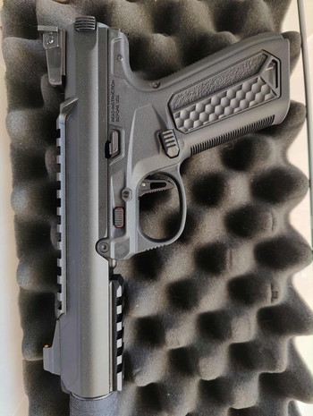 Bild 2 für Modified AAP01 with Mamba upper type B