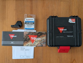 Image pour RS Trijicon SRO 2.5 MOA Red Dot