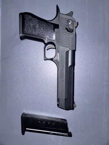 Imagen 2 de Cybergun Desert Eagle to trade with Glock (preferably Glock 19)