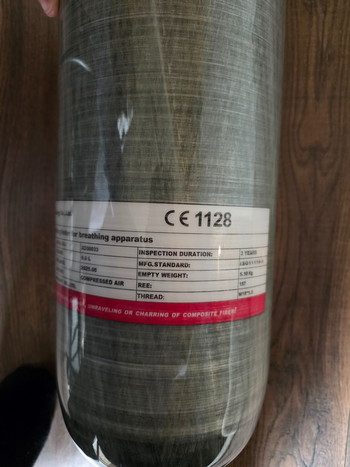 Afbeelding 3 van PCP duikfles Carbon fles HPA Nieuw 9 liter