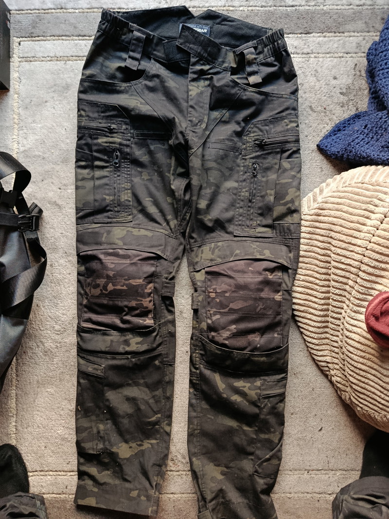 Image 1 for Idogear UFC Pants MC Black + Windbreaker Multicam Style!