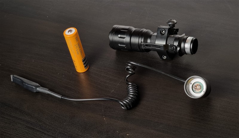 Image 1 for AloneFire TK104 tactical Flashlight