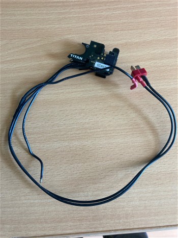 Image 3 pour 2x Gate titan advanced v2 rear wired in 1 koop!