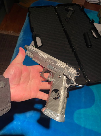 Afbeelding 2 van Hi capa masterpiece