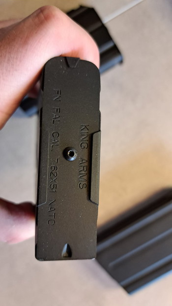 Afbeelding 8 van King Arms FN Herstal FAL AEG met 3 magazijnen