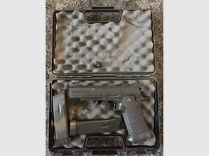 Bild für Novritsch SSP1 mit zwei extra Magazinen, Holster und Koffer