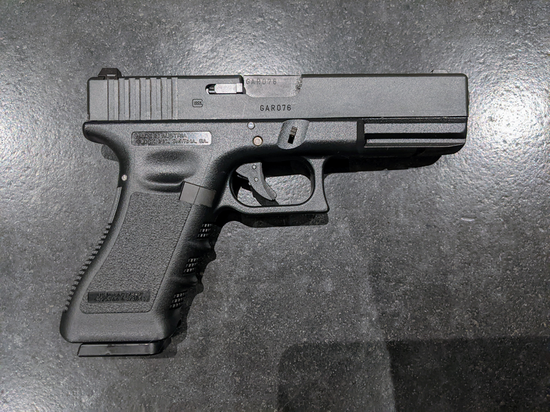 Image 1 pour Guarder Glock 17