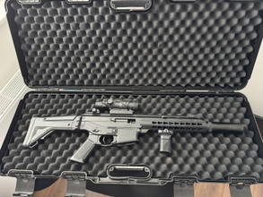 Image for ICS CXP APE met red dot, 3x LiPo batterij originele doos en magazijn. Komt in koffer!