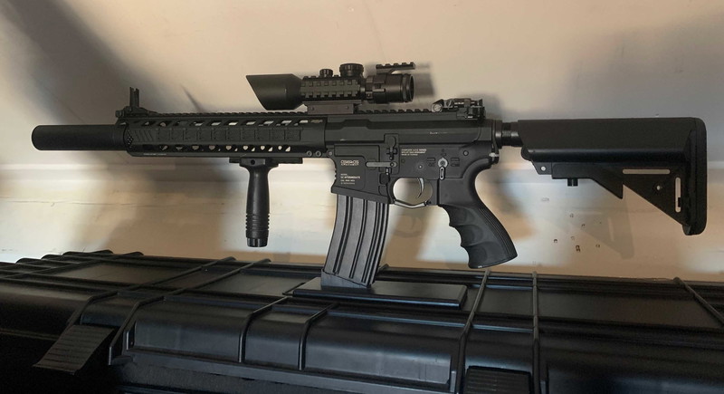 Image 1 for G&G GC16 Predator upgraded met silencer en langere precission barrel
