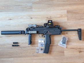 Imagen para VFC MP7A1 V2 NPAS GBB with Accessoires and Spare Parts