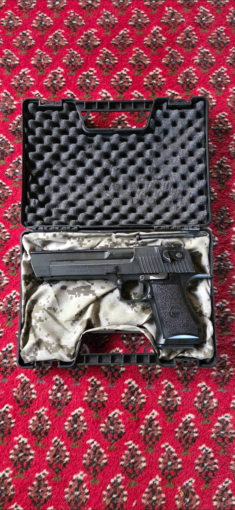 Imagen 1 de We Desert Eagle