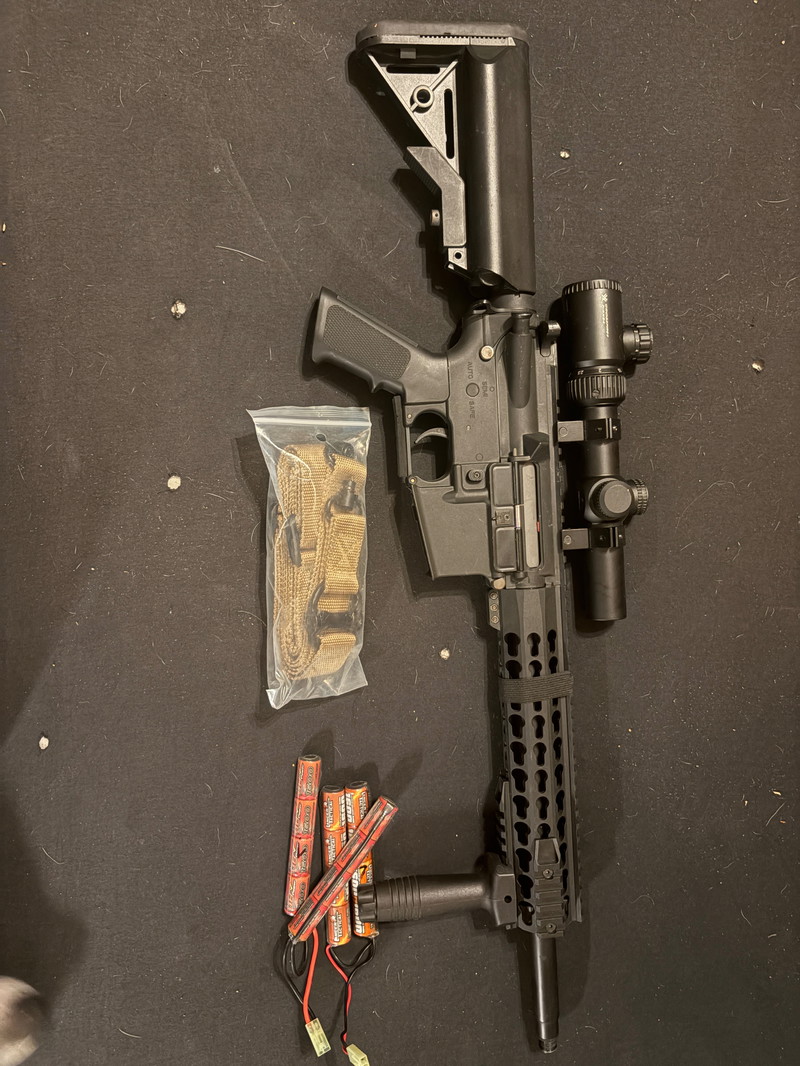 Image 1 pour Geüpgrade lancer tactical m4 met vortex scope