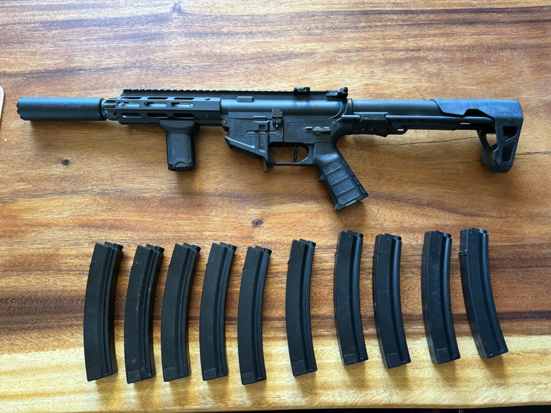 Image 1 for King Arms PDW