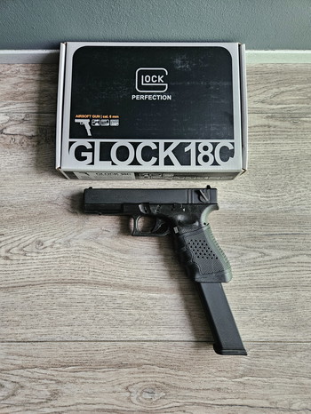 Afbeelding 2 van Umarex Glock 18C Full Auto GBB