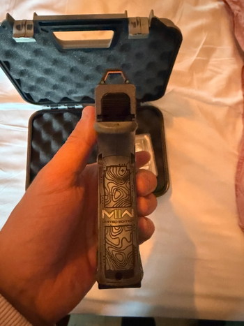 Bild 4 für Limited edition glock 17 mw2