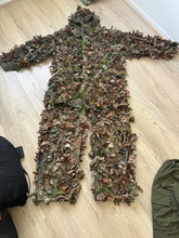 Afbeelding van LE COVERT SARTORIALIST - Handgemaakte Custom Ghillie door: LE COVERT SARTORIALIST (Herfst/Winter)