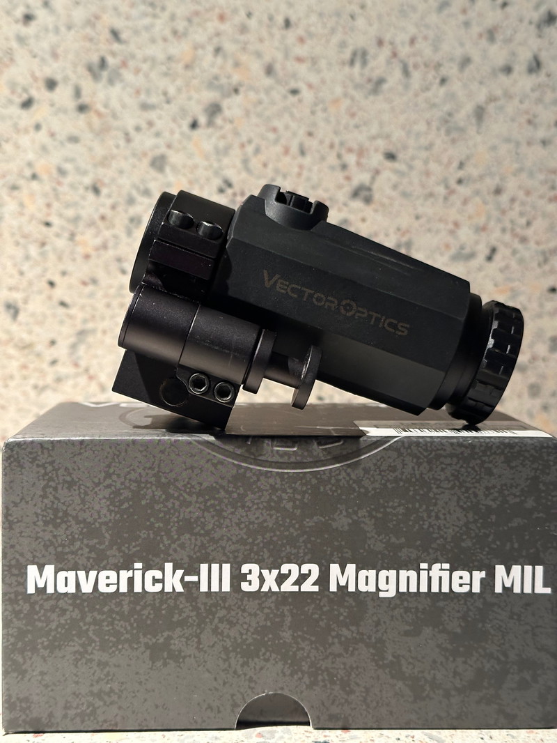 Afbeelding 1 van Vector Optics Maverick Gen 3 3x22 Magnifier