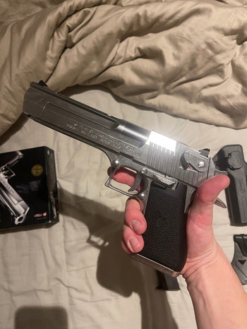 Image 3 for Tokyo Marui Desert Eagle Hard Kick + extra mag en holster