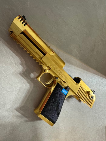 Image 2 for Desert Eagle L6 Gold
