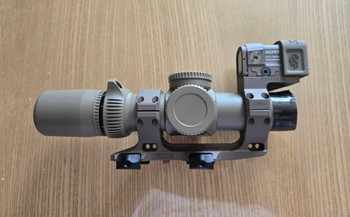 Image 2 for EvolutionGear AS 1-10X24mm FFP scope w ACRO P2 combo