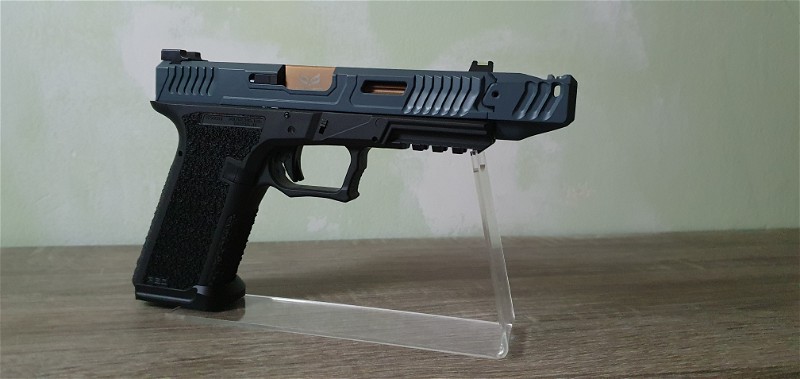 Image 1 for Custom Glock G17 met steel slide