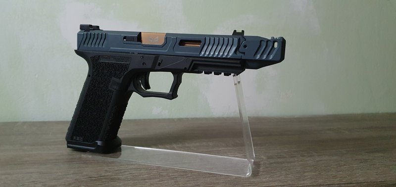 Bild 1 für Custom Glock G17 met steel slide