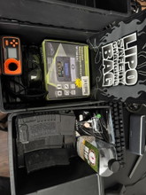 Image for Chrono, lipo balanceerlader, porto, 6 mid caps,1 high cap, springs, zaklamp, tamiya en deans stekkers pouches en meer