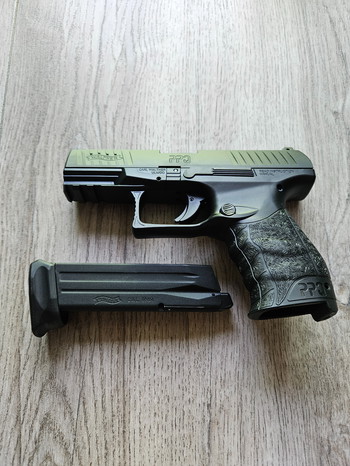 Afbeelding 10 van Walther PPQ M2 met SAT CNC Steel slide & Outer barrel