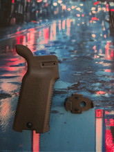 Image pour Maple Leaf P.S.G Precision Sniper Grip voor M4 GBBR/MTW