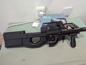 Afbeelding van Leuke P90 van cyma, weinig gebruikt.