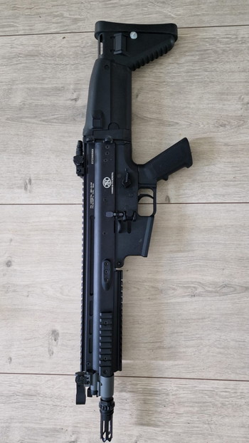 Bild 2 für Cybergun FN SCAR-L AEG | 10 Metalen Magazijnen | Zeer nette staat