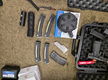 Bild 6 für Airsoft Collectie Guns, Magazijnen, Munitiekist, Acetech Mono & Bifrost BT, Walkietalkies, Accessoires en Meer!