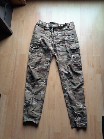 Image 3 for Multicam gear 2x pants (1 met ingebouwde kneedpads) , tac shirt , gloves en bivaks en swisseye goggles