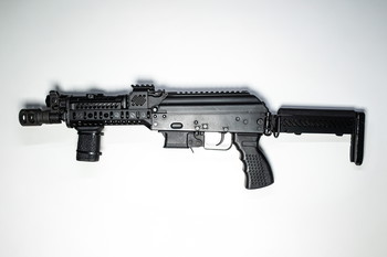 Bild 3 für ARCTURUS AT-K9T CQB AEG mit Perun MOSFET inkl. 7 Magazinen, Akku, Lampe & BCM Grip