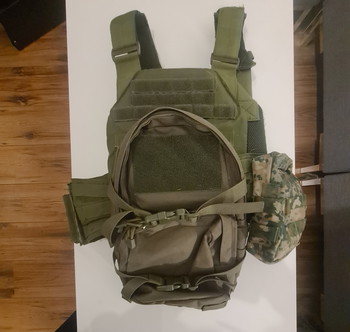 Image 2 for 8Fields Plate carrier OD Green met NFP pouches