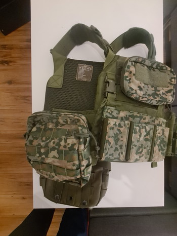 Image 3 for 8Fields Plate carrier OD Green met NFP pouches