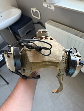 Bild 2 für PTS helm met headset te koop