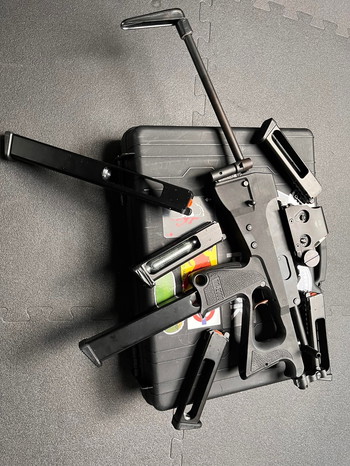 Image 3 pour Modify PP-2000 with ton of mags