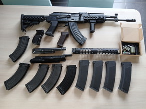 Image for E&L ELAK702 met Cyma platinum internals, 10 mags, en extra parts