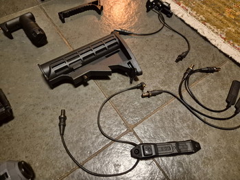 Afbeelding 6 van Diverse externals - Opruiming/Bieden | Zie beschrijving wat verkocht is