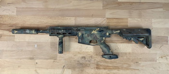 Afbeelding 2 van Classic Army M4 camo