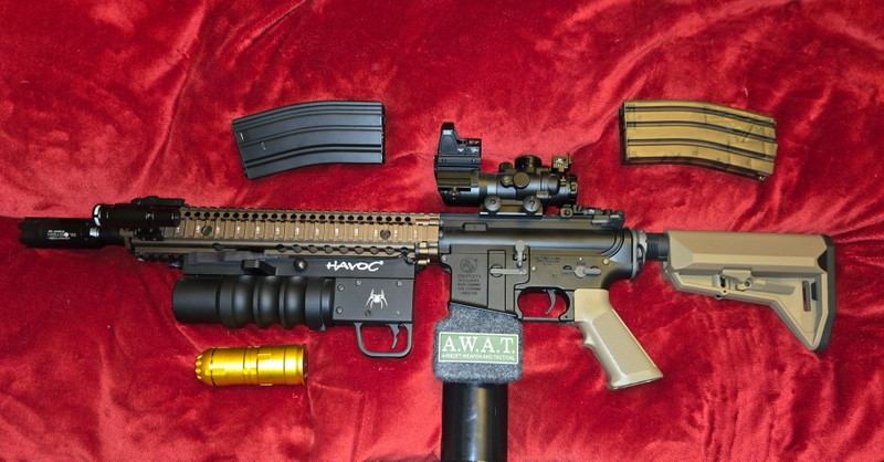 Imagen 1 de EGM / Colt Daniel Defense M4A1 RIS II Vollmetall S-AEG