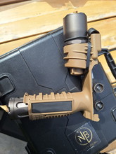 Image for New element vertical foregrip weapon light EX 202