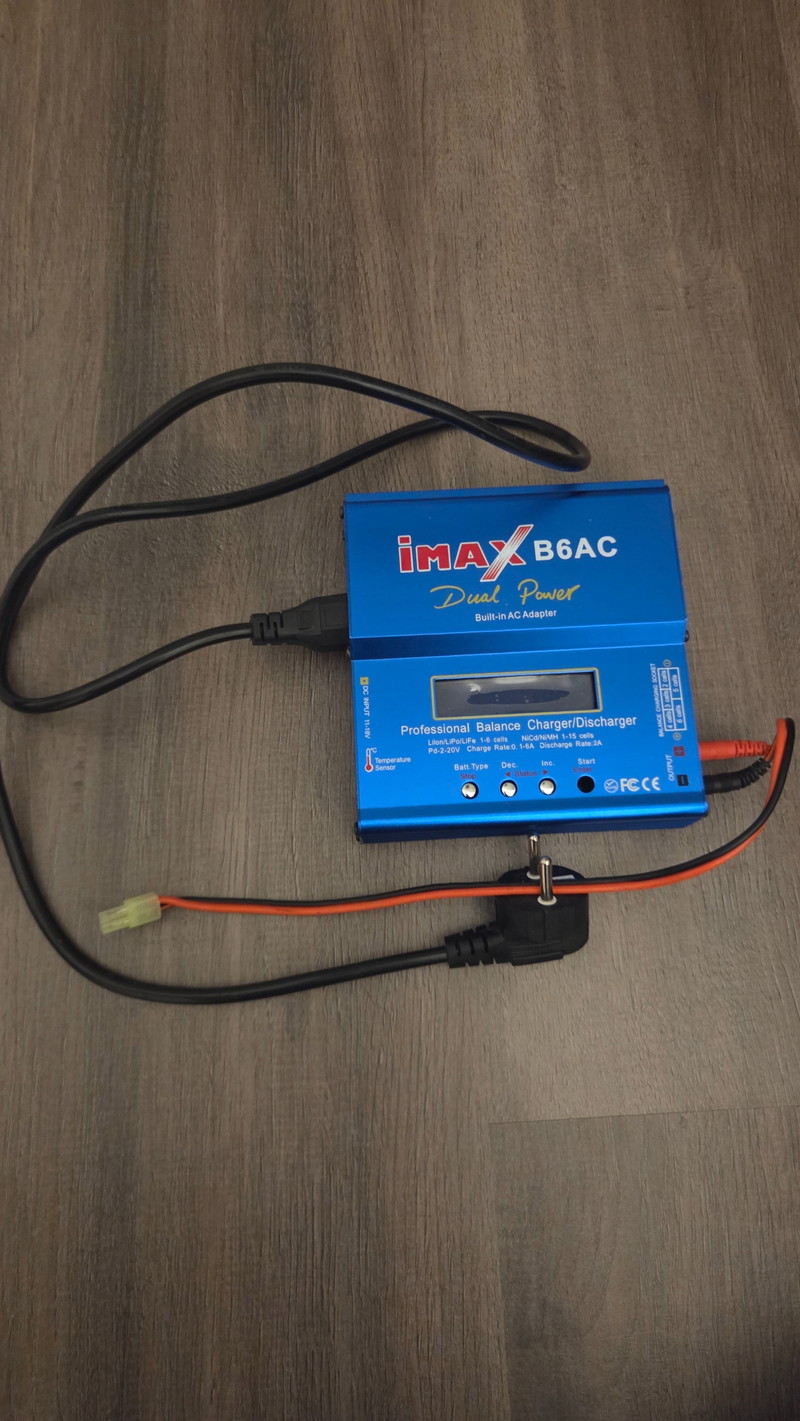 Imagen 1 de Imax b6ac oplader