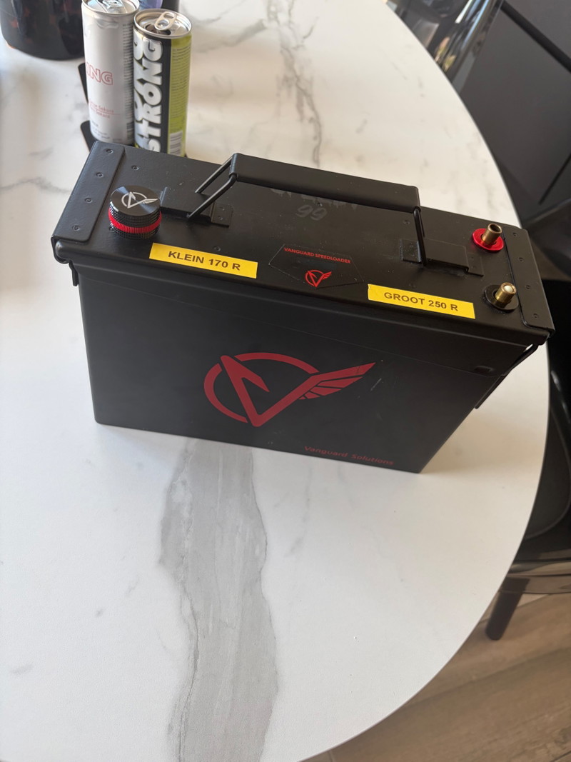 Afbeelding 1 van Vanguard speedloader met 2 batterijen