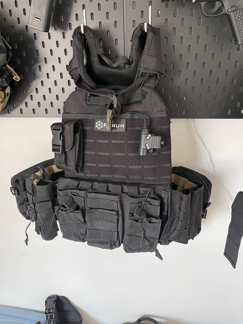 Afbeelding 1 van Plate carrier zwart