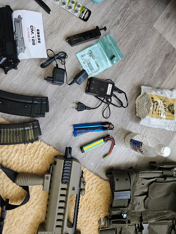 Image 4 for GSG G14 Starter Set Ersatzakku, Pistole CM126, Tasche, Weste usw.