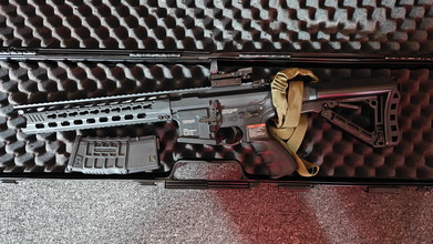 Bild für G&G GC16 Predator plus Koffer/ mags en red dot.