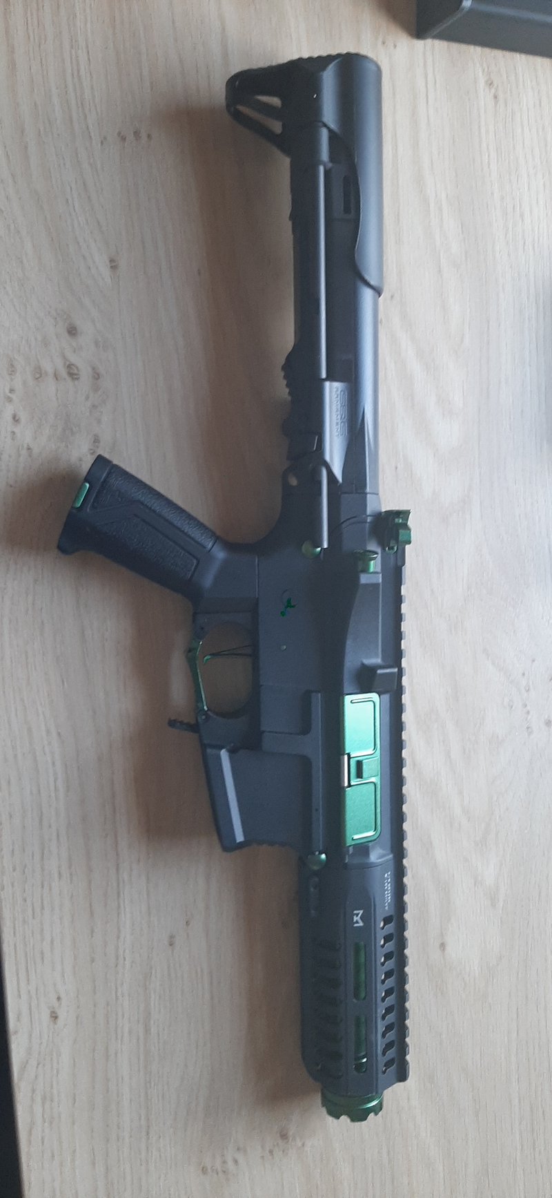 Afbeelding 1 van Arp 9 jade met 9 magazijnen