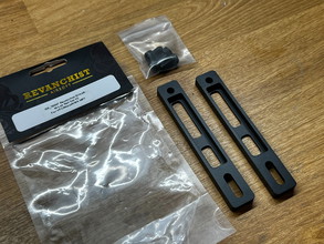 Image pour REVANCHIST V2 M-LOK Rail Set for MP7 (Umarex(VFC)/Tokyo Marui/KWA)